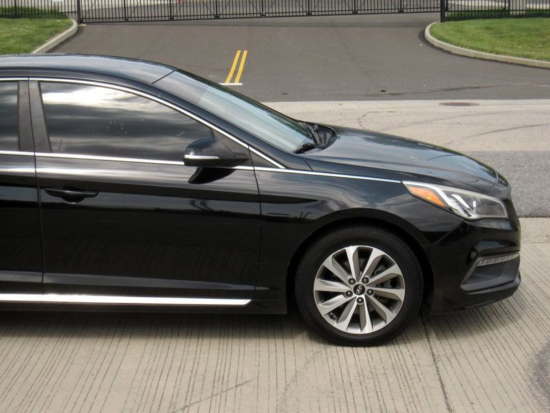 Used 2015 Hyundai Sonata Sport FWD image 10