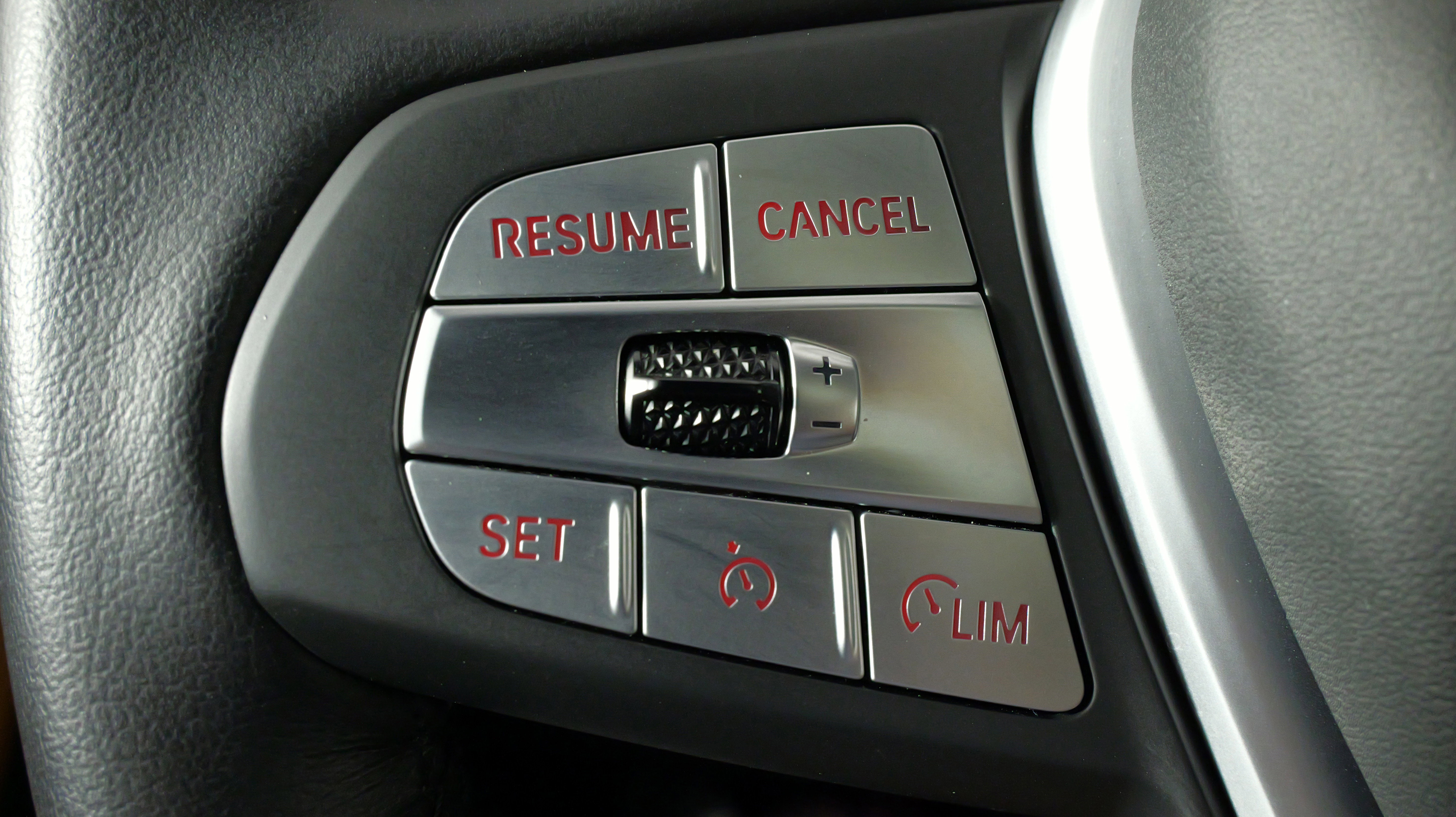 Used 2023 BMW X4 xDrive30i w/ Premium Package image 43