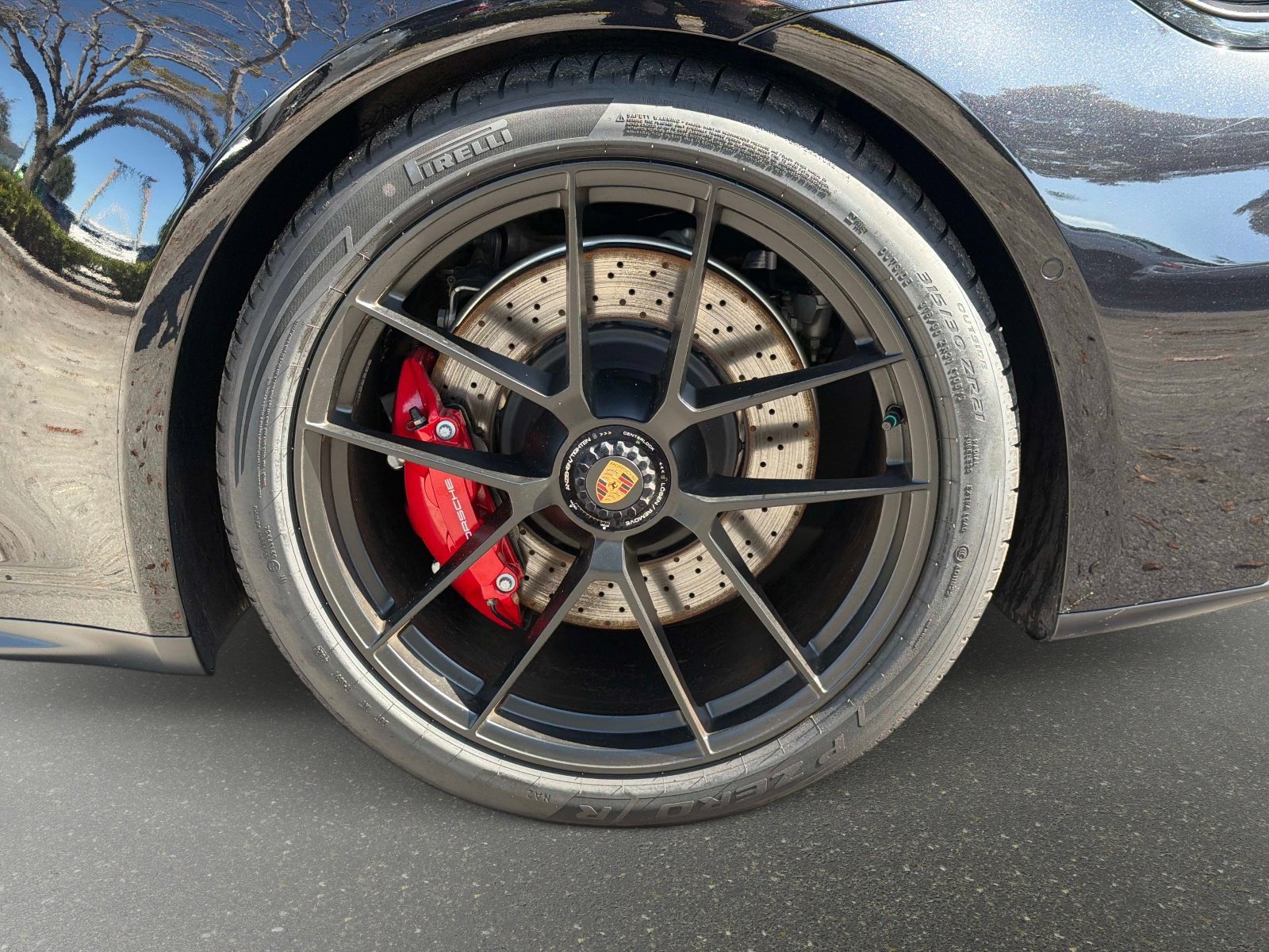 Used 2025 Porsche 911 Targa 4 GTS image 14