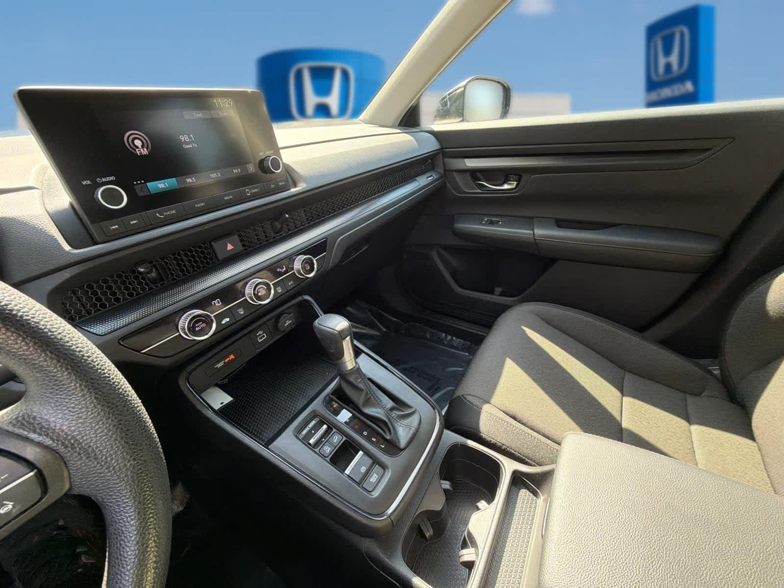 Used 2025 Honda CR-V LX image 21
