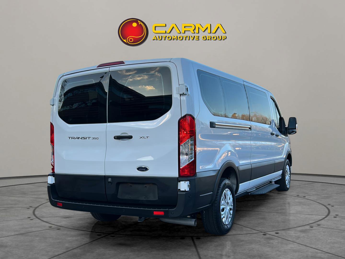 Used 2025 Ford Transit 350 XLT image 7