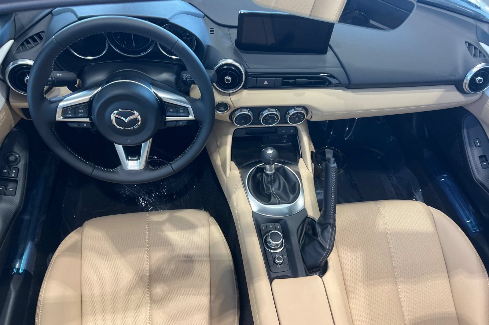 New 2026 MAZDA MX-5 Miata Grand Touring w/ Weather Package RWD image 11
