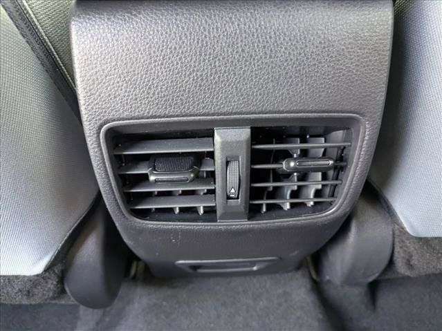 Used 2024 Toyota Corolla Cross AWD Hybrid image 16