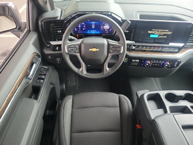 New 2026 Chevrolet Silverado 1500 LT w/ Safety Package RWD image 7
