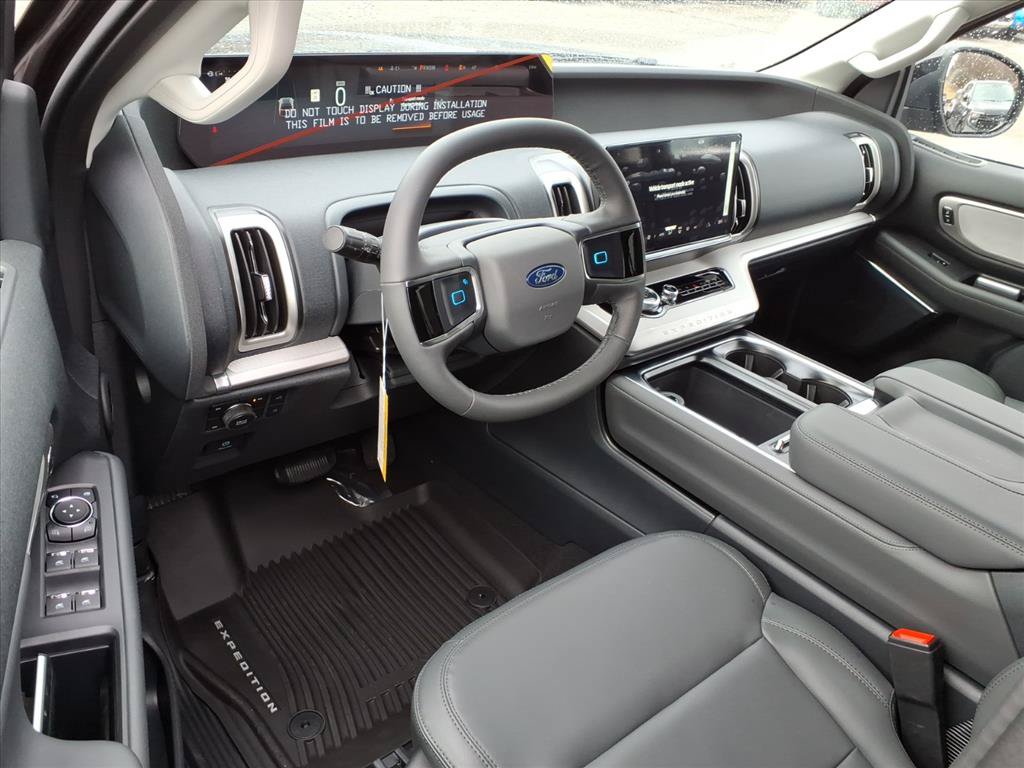 New 2026 Ford Expedition Active AWD/4WD image 14
