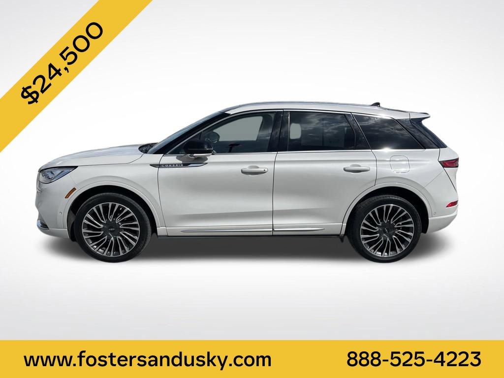 Used 2020 Lincoln Corsair Reserve w/ Equipment Group 201A AWD/4WD image 2