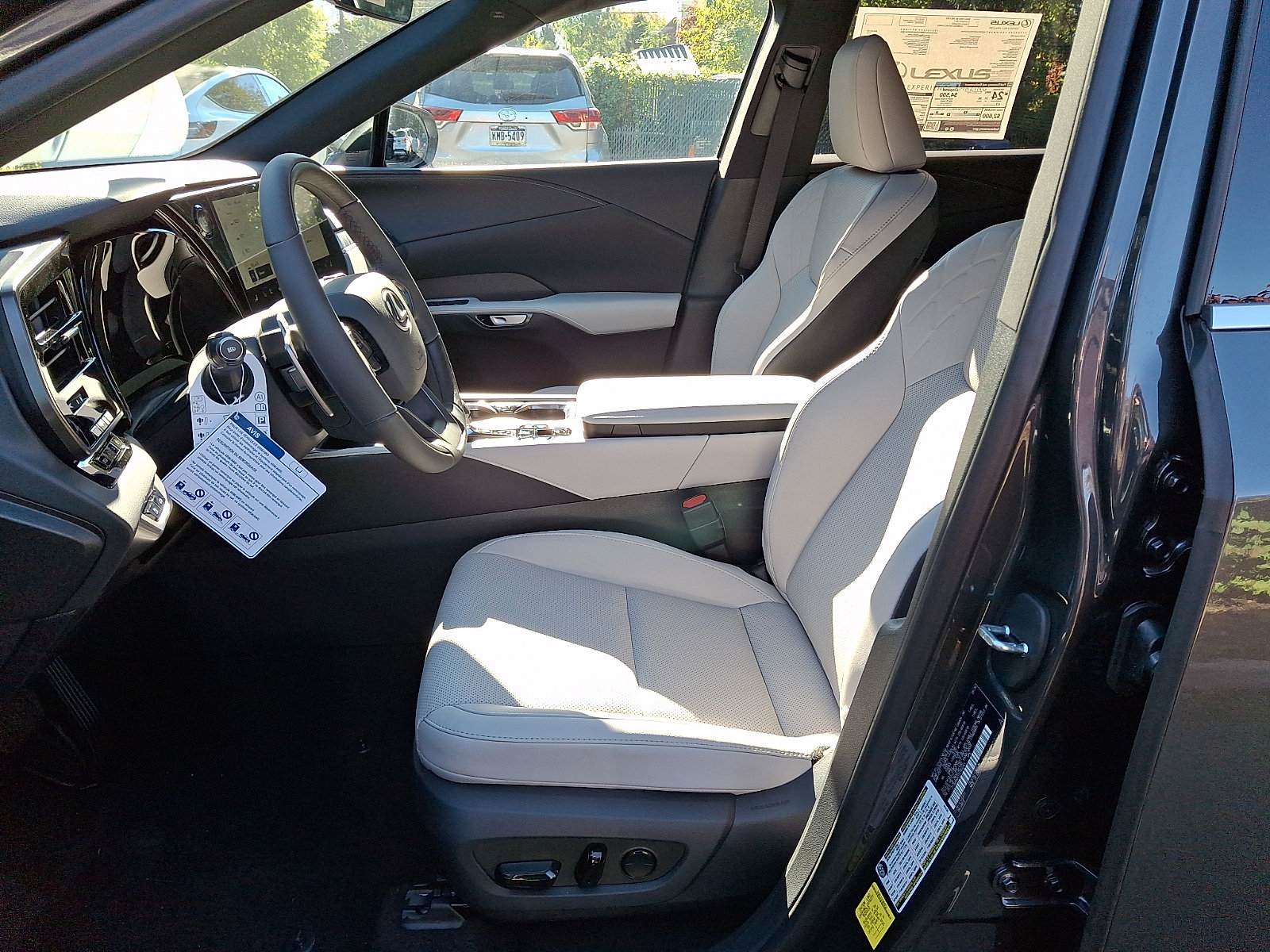 New 2026 Lexus RX 350 Premium w/ Accessory Package (Z1) AWD/4WD image 9