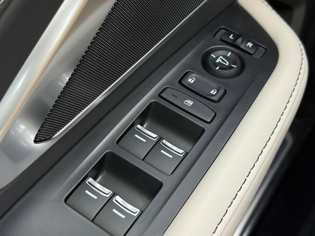 New 2026 Acura RDX SH-AWD image 17