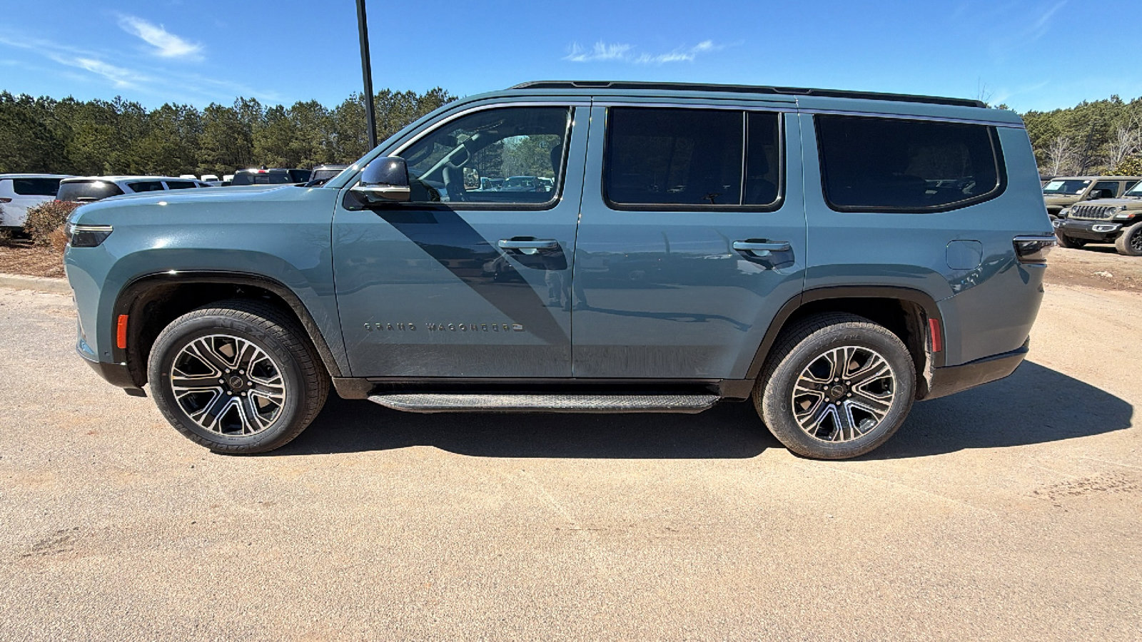 New 2026 Jeep Grand Wagoneer 4WD image 10