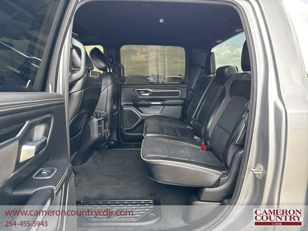 Used 2024 RAM 1500 Laramie AWD/4WD image 19