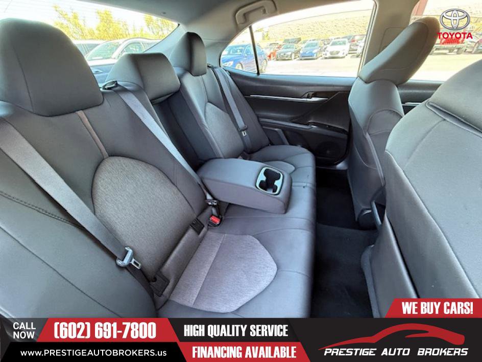 Used 2020 Toyota Camry LE image 36