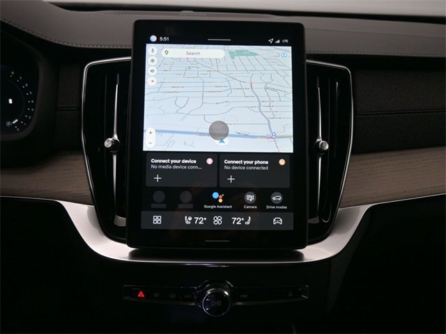 New 2026 Volvo XC90 B6 Plus w/ Protection Package Premier image 13