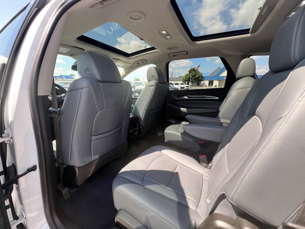 Used 2020 Buick Enclave Premium w/ Sun and Sites Package AWD/4WD image 35