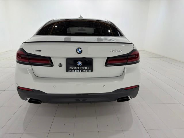 Certified 2023 BMW 540i xDrive w/ M Sport Package AWD/4WD image 4