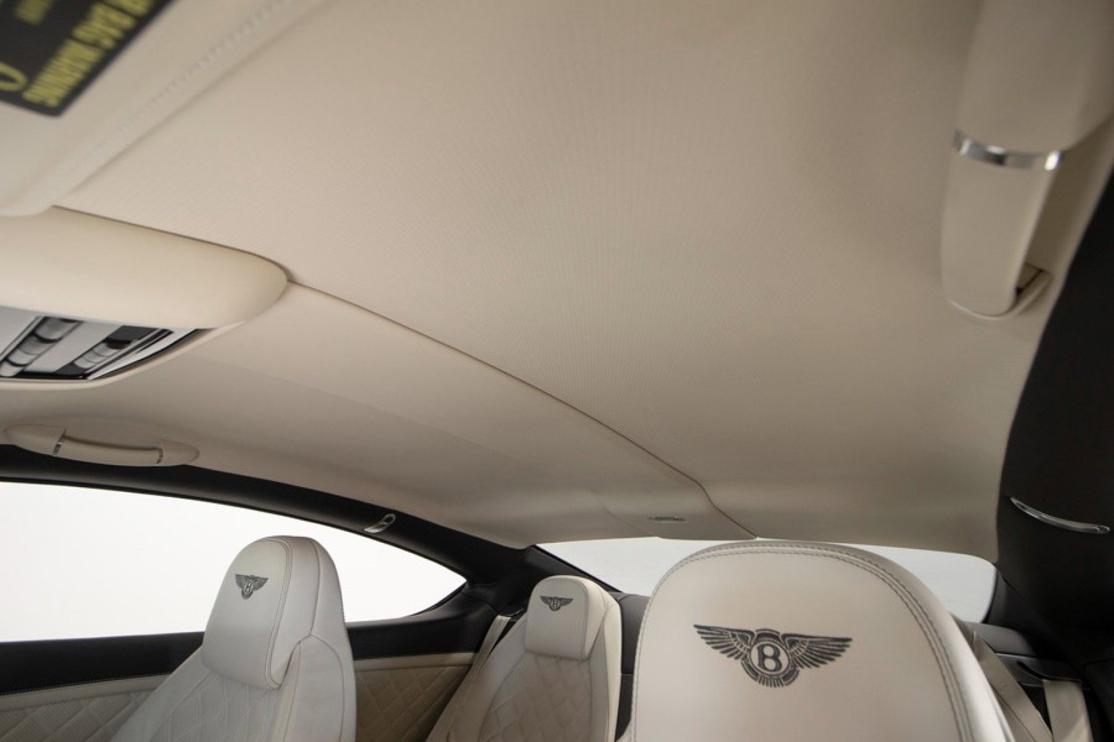 Used 2017 Bentley Continental GT image 36