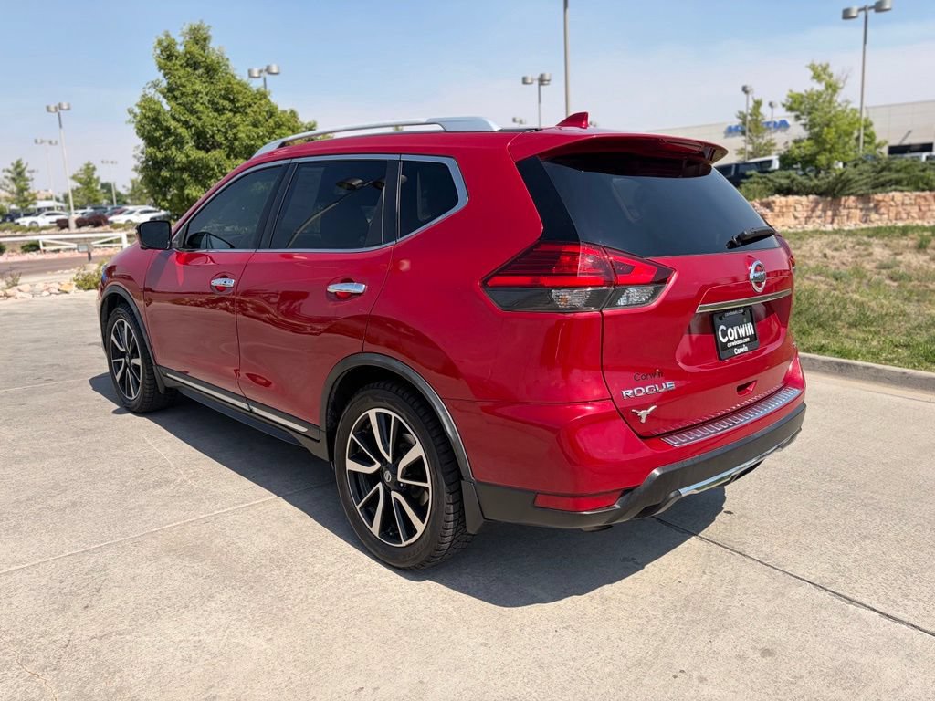 Used 2017 Nissan Rogue SL w/ SL Premium Package FWD image 3