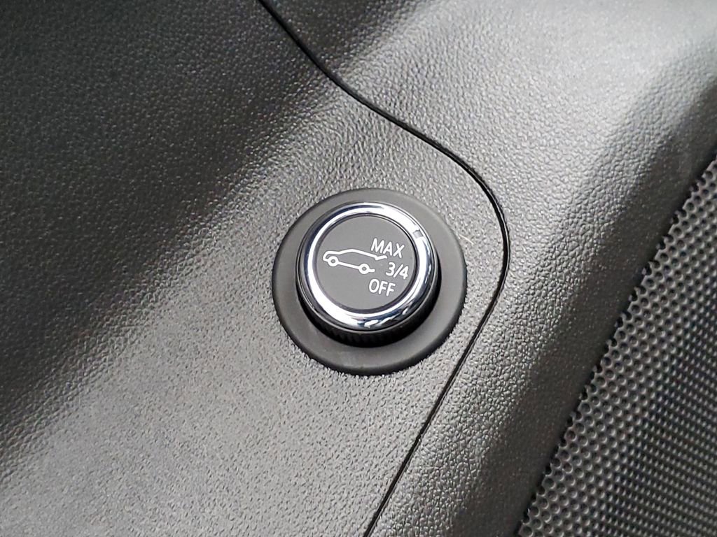 Used 2019 GMC Acadia SLE image 24