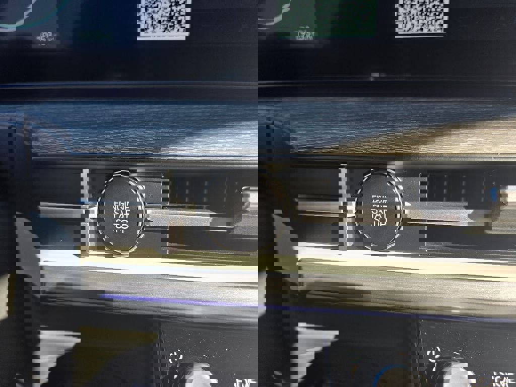 Used 2025 Hyundai Santa Fe Limited image 19