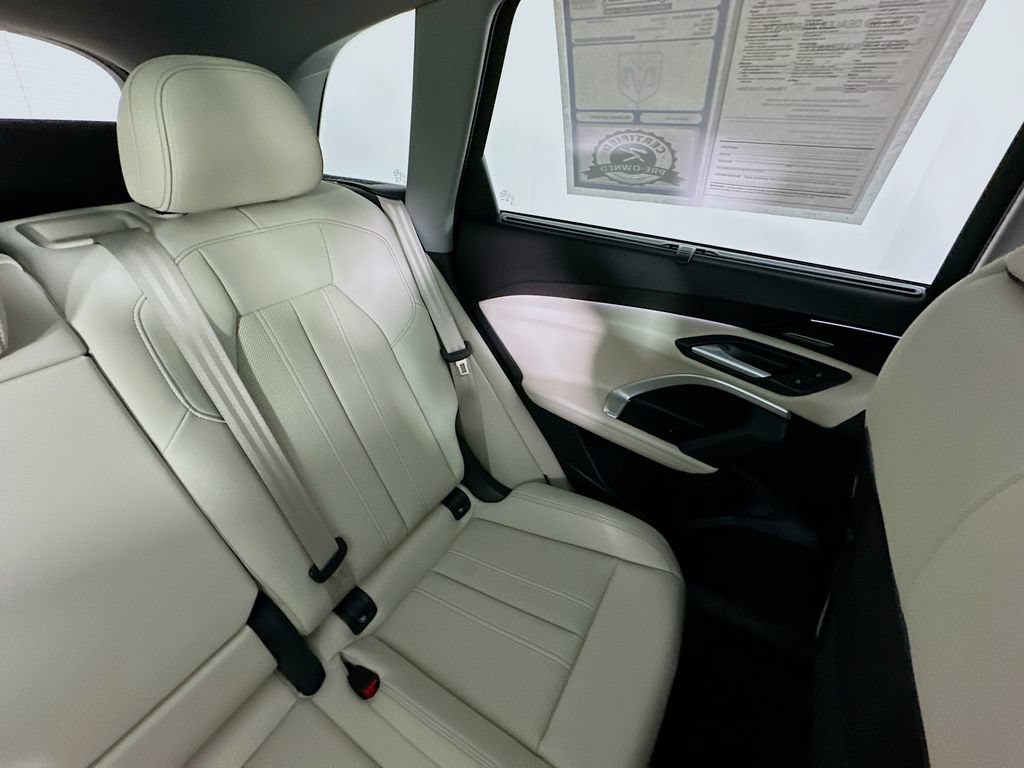 Used 2025 Audi Q5 Premium Plus AWD/4WD image 14