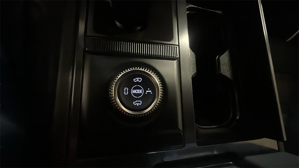 Used 2024 GMC Hummer EV 3X image 22