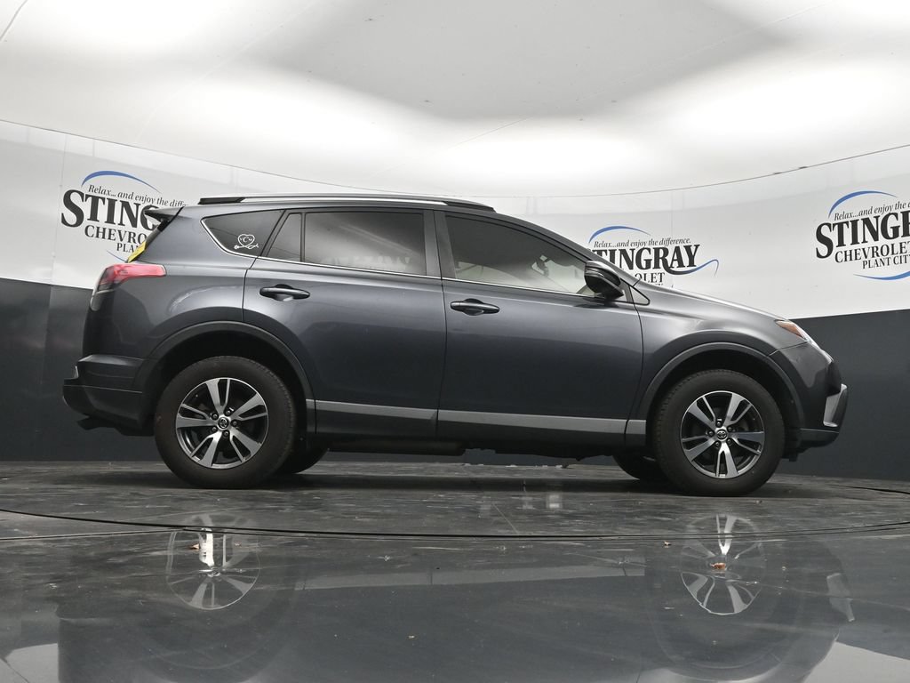 Used 2017 Toyota RAV4 XLE FWD image 33