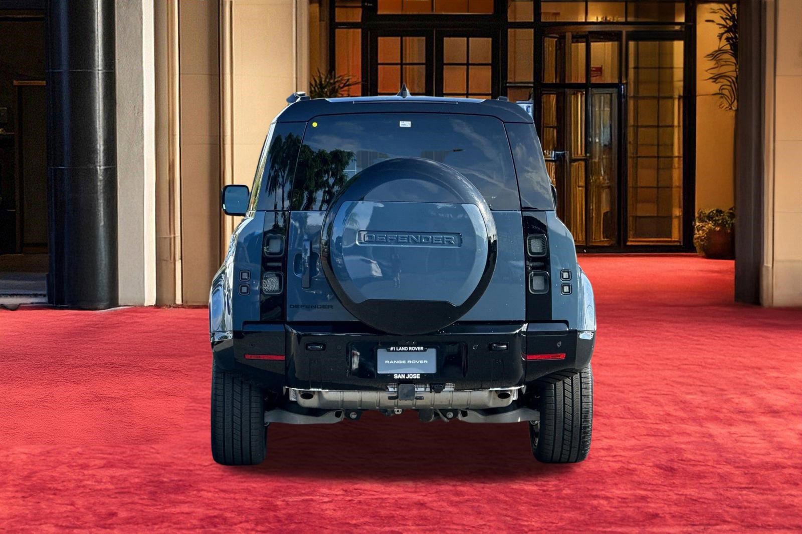 New 2026 Land Rover Defender 110 X-Dynamic SE AWD/4WD image 8