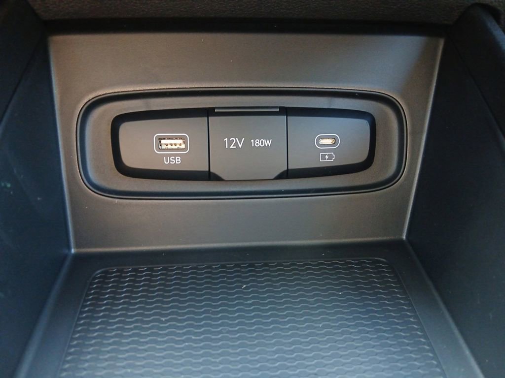 New 2026 Hyundai Venue SE FWD image 23