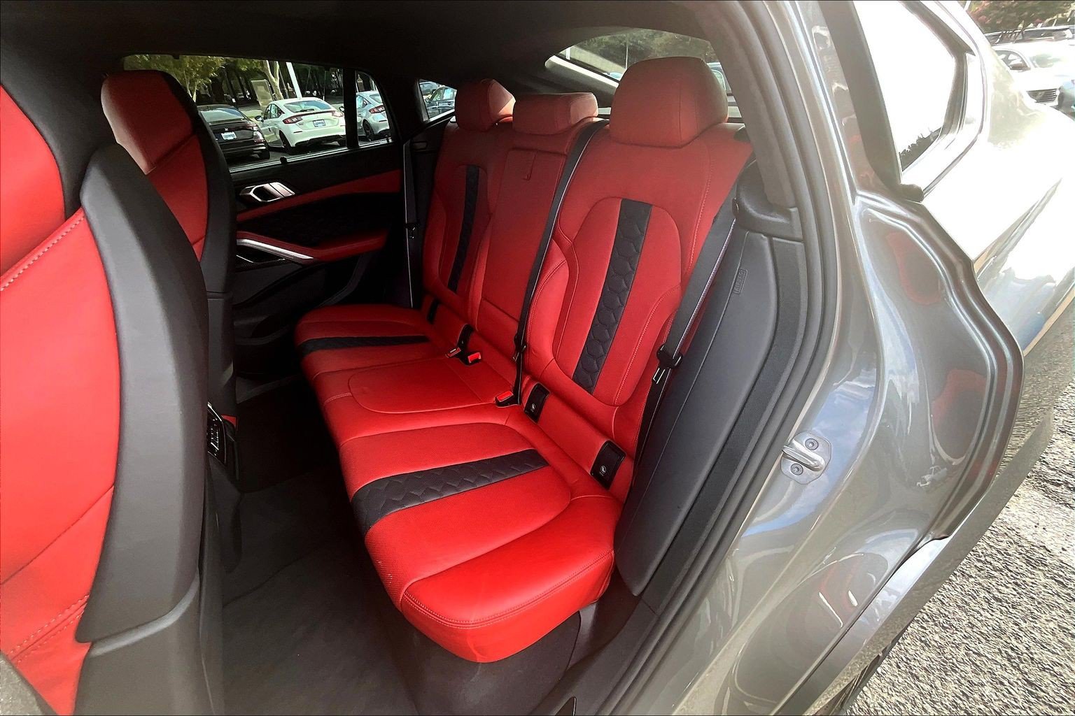 Used 2022 BMW X6 M w/ Competition Package AWD/4WD image 28