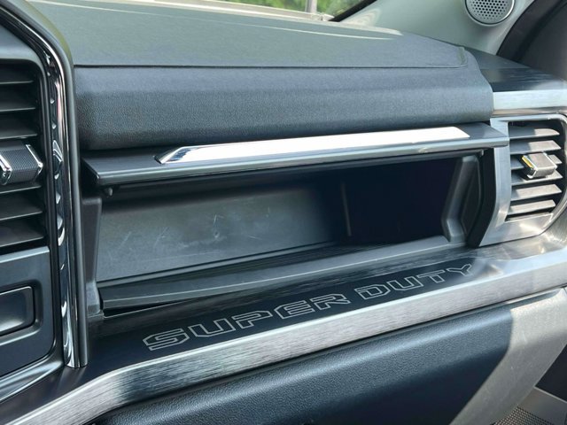 Used 2024 Ford F250 Lariat w/ Lariat Ultimate Package AWD/4WD image 34