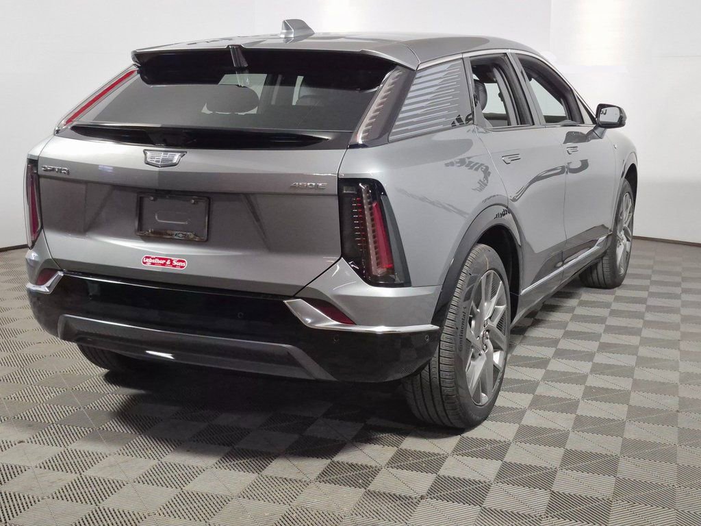 New 2026 Cadillac Optiq Luxury 1 w/ LPO, Floor Liner Package RWD image 7