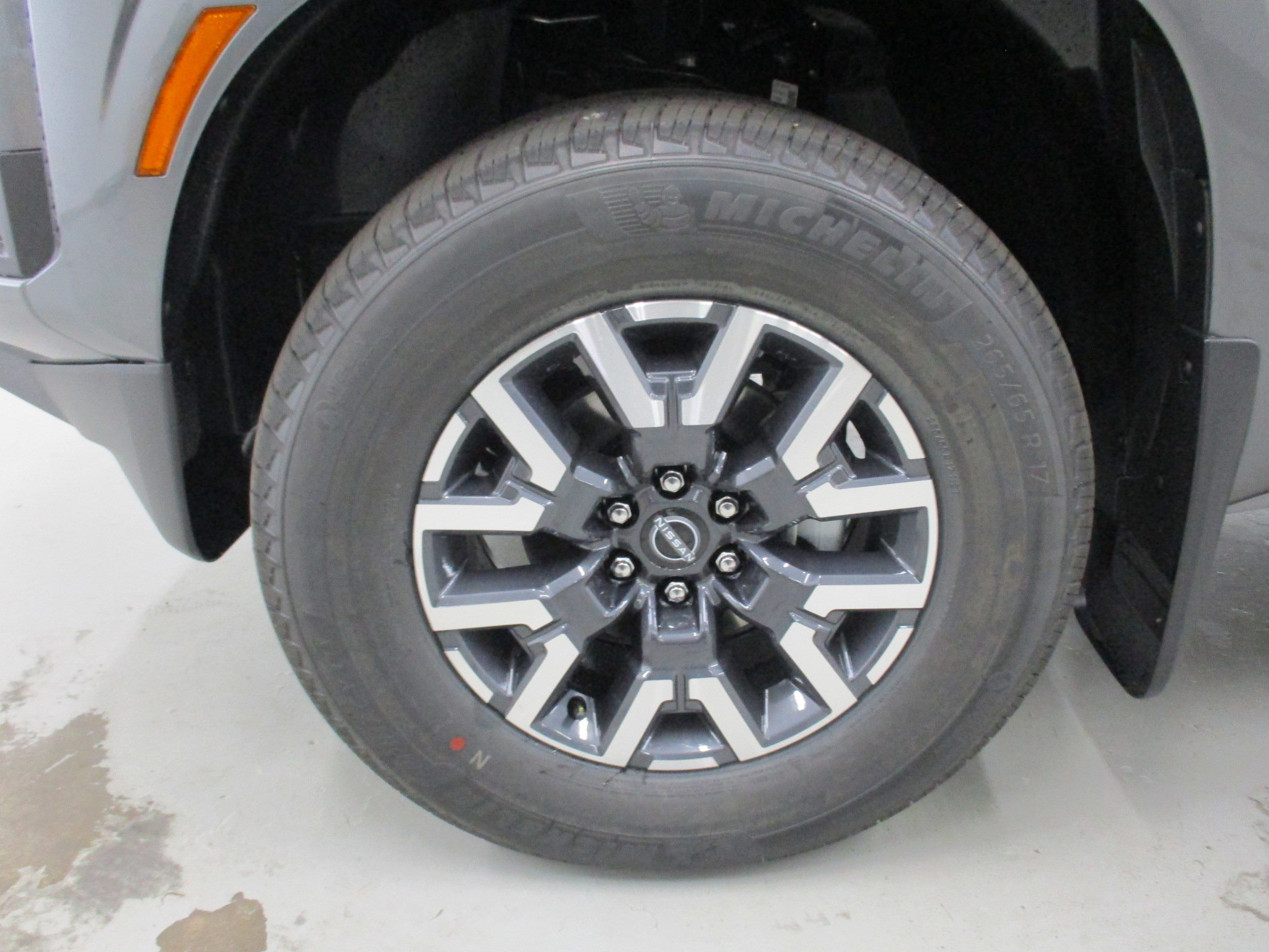 New 2026 Nissan Frontier SV w/ SV Convenience Package image 11