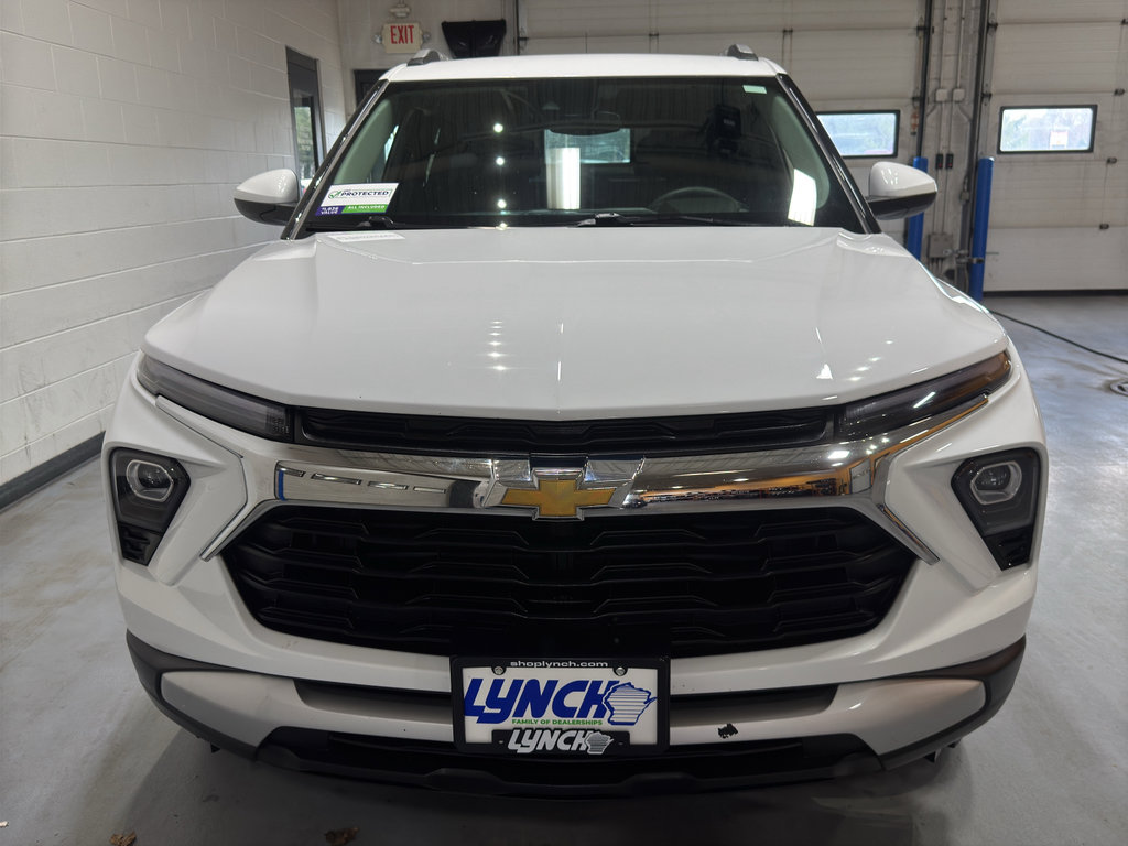 Used 2025 Chevrolet TrailBlazer LT AWD/4WD image 8