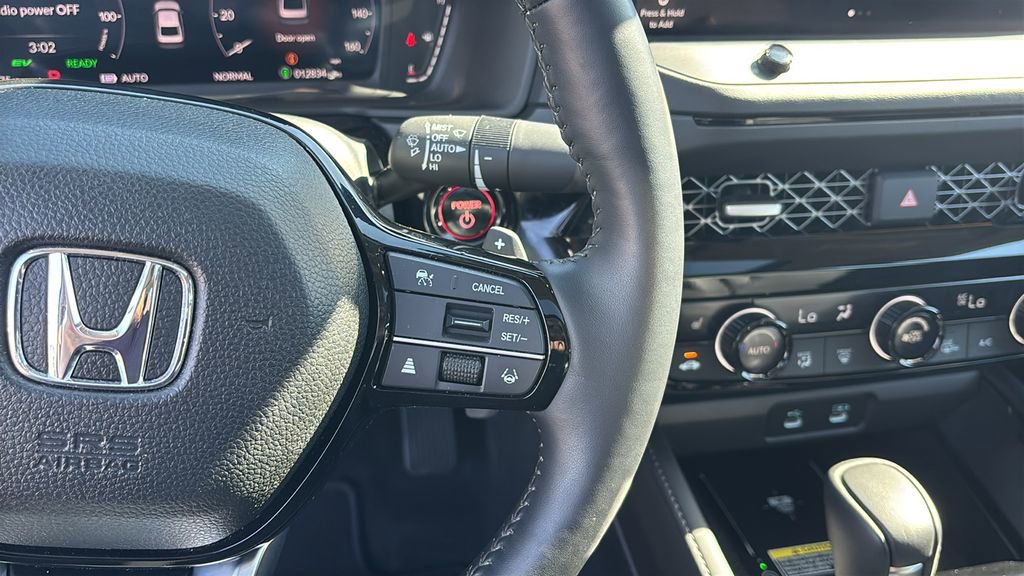 Certified 2025 Honda Accord Touring image 18