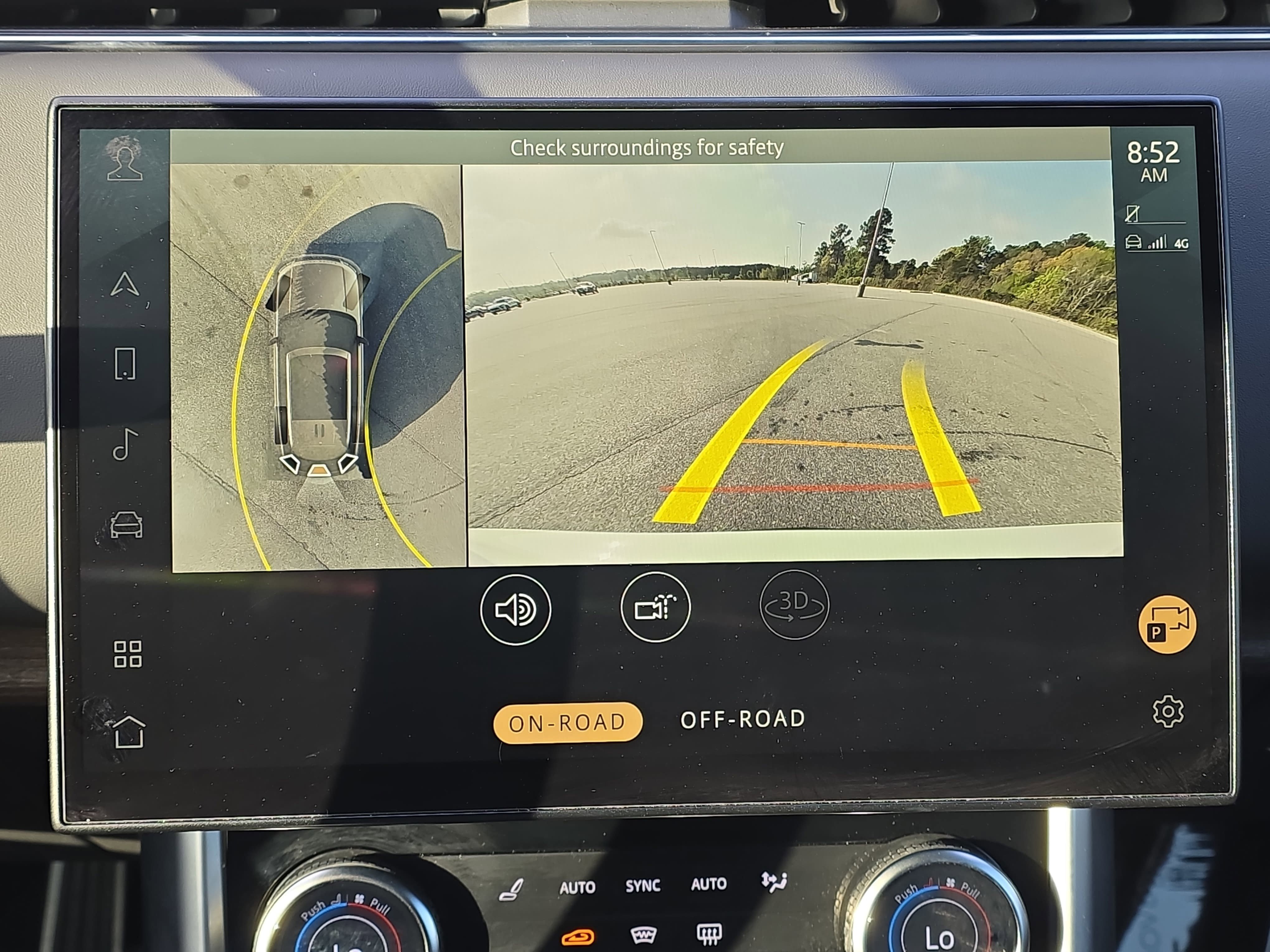 Certified 2023 Land Rover Range Rover SE image 24