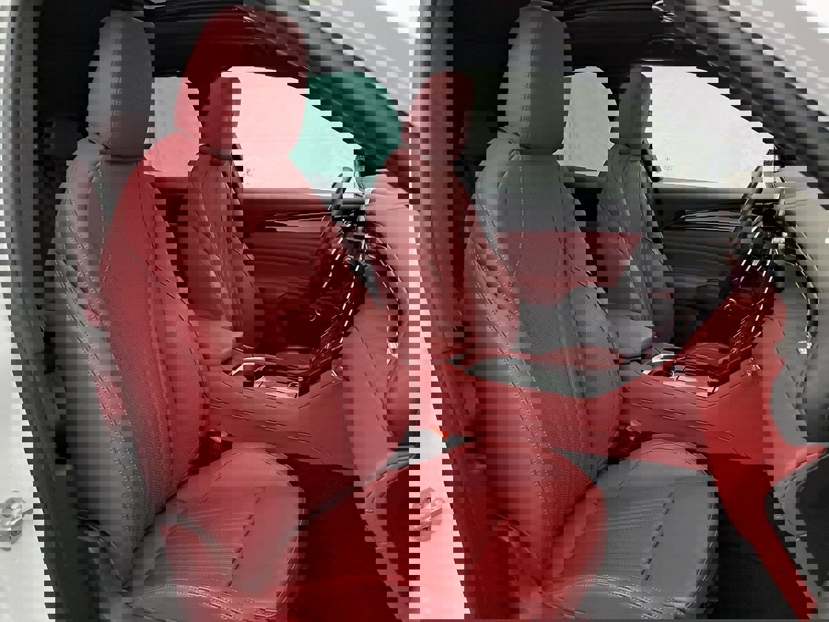 Used 2023 Maserati Grecale Modena image 3