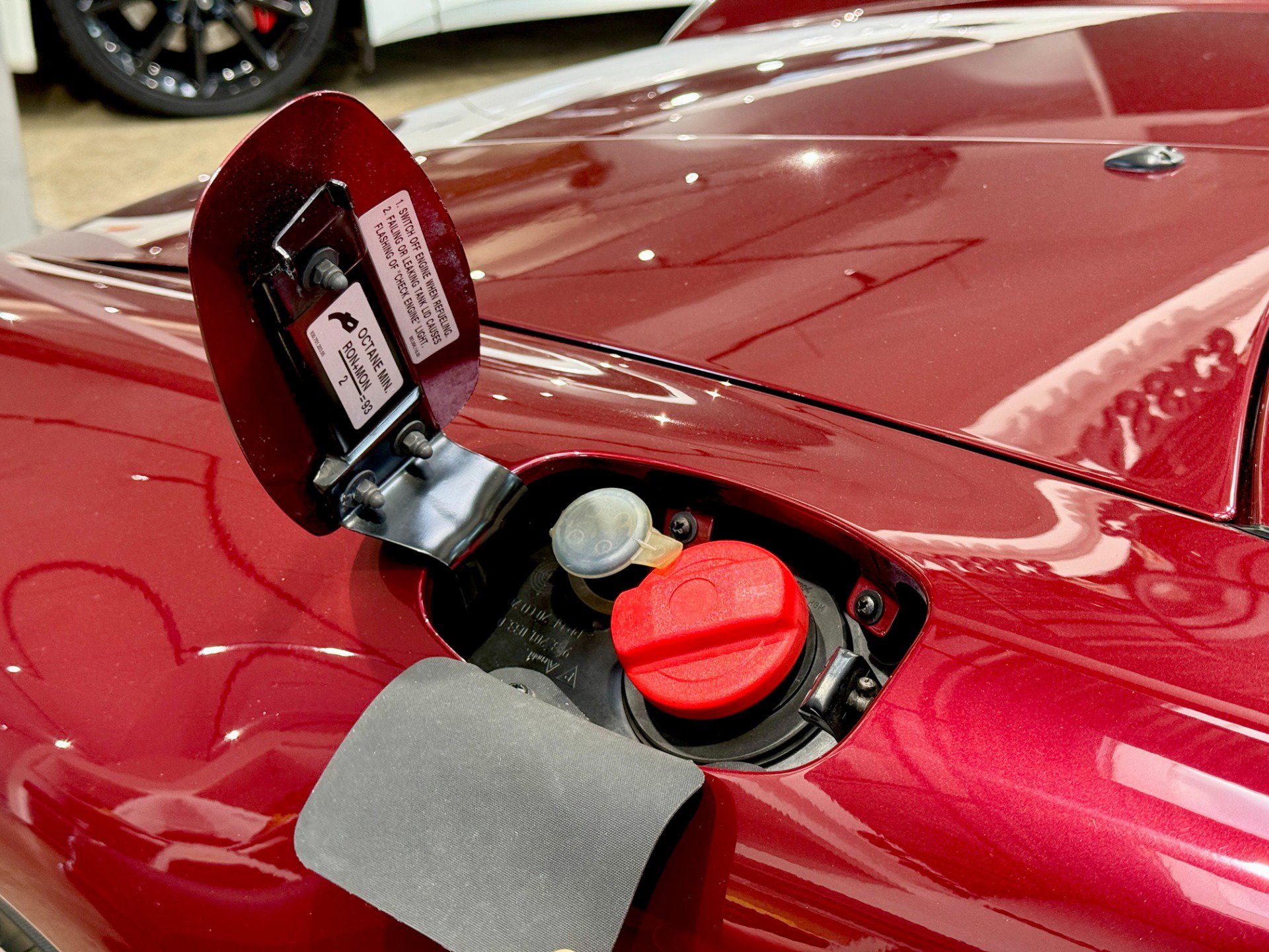 Used 1998 Porsche 911 Carrera S image 24