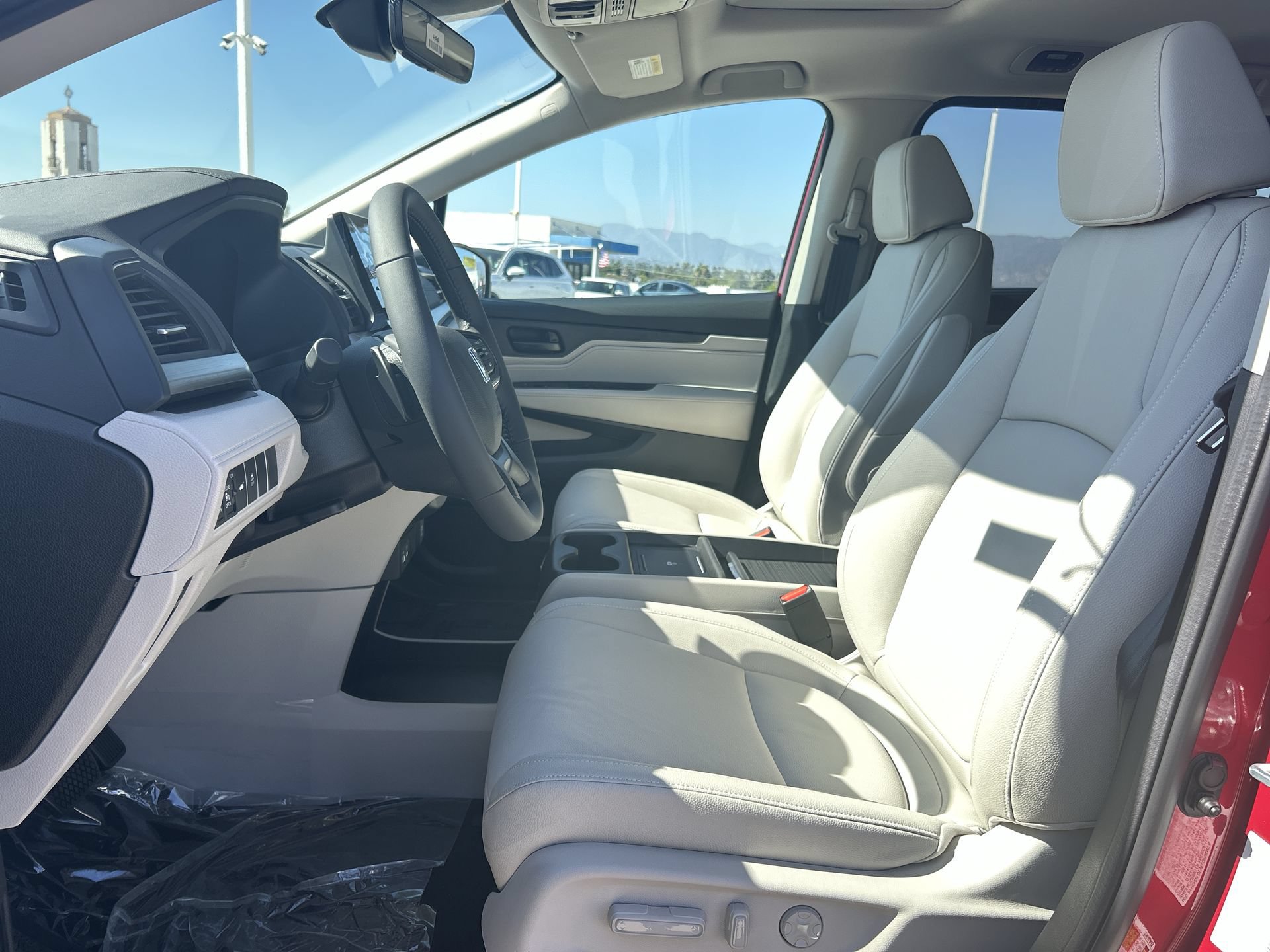 New 2026 Honda Odyssey EX-L image 13
