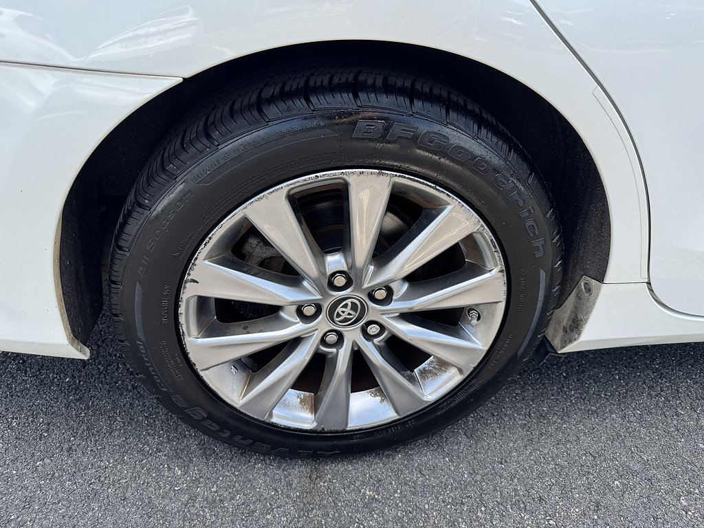 Certified 2017 Toyota Camry XLE w/ Moonroof Package FWD image 22
