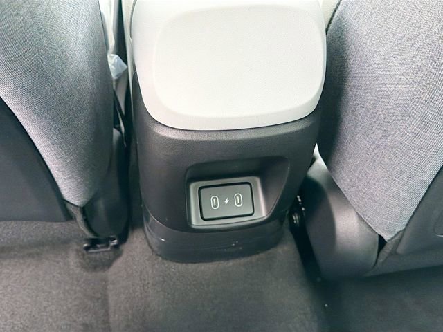 New 2026 Hyundai Elantra Limited image 27