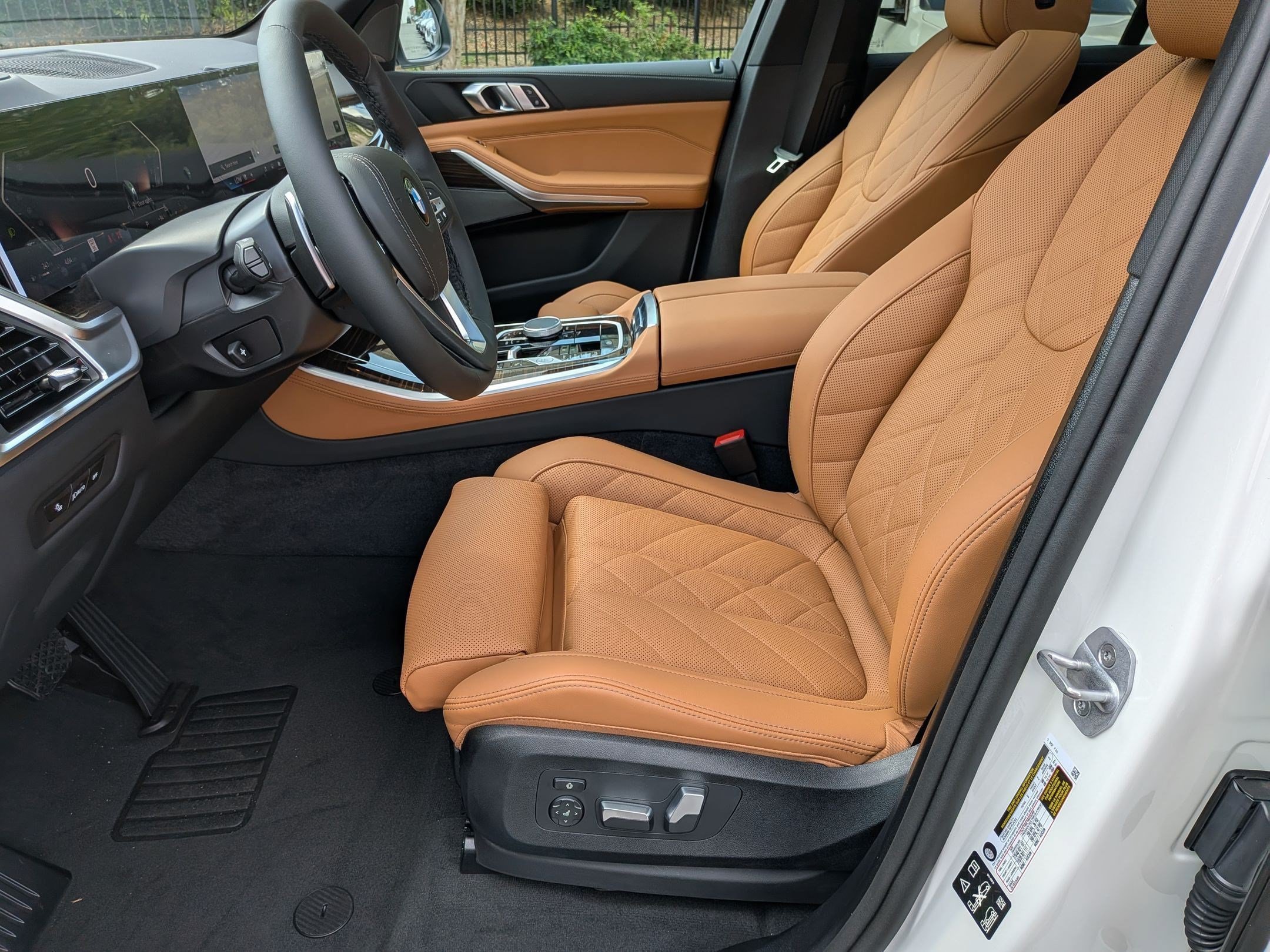 New 2026 BMW X5 xDrive40i w/ Premium Package AWD/4WD image 15