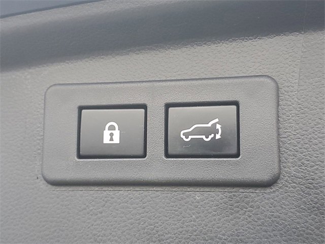 Used 2022 Subaru Outback Premium image 9