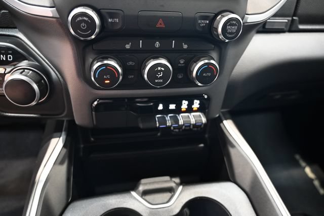 Used 2020 RAM 1500 Big Horn AWD/4WD image 19