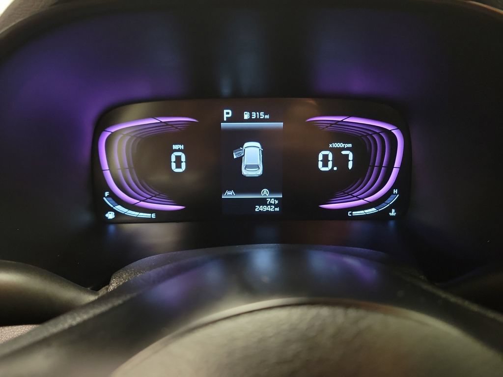 Used 2025 Kia Soul LX w/ LX Technology Package FWD image 22