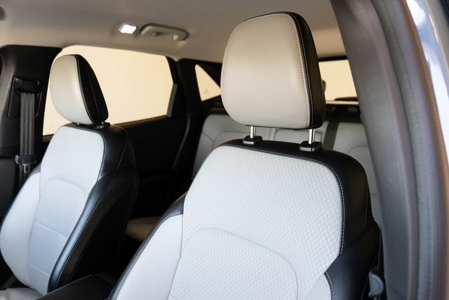 Used 2023 Ford Escape SE image 17