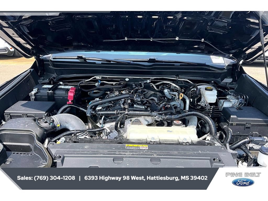 Used 2024 Toyota Tacoma TRD Sport w/ TRD Sport Upgrade Package AWD/4WD image 8