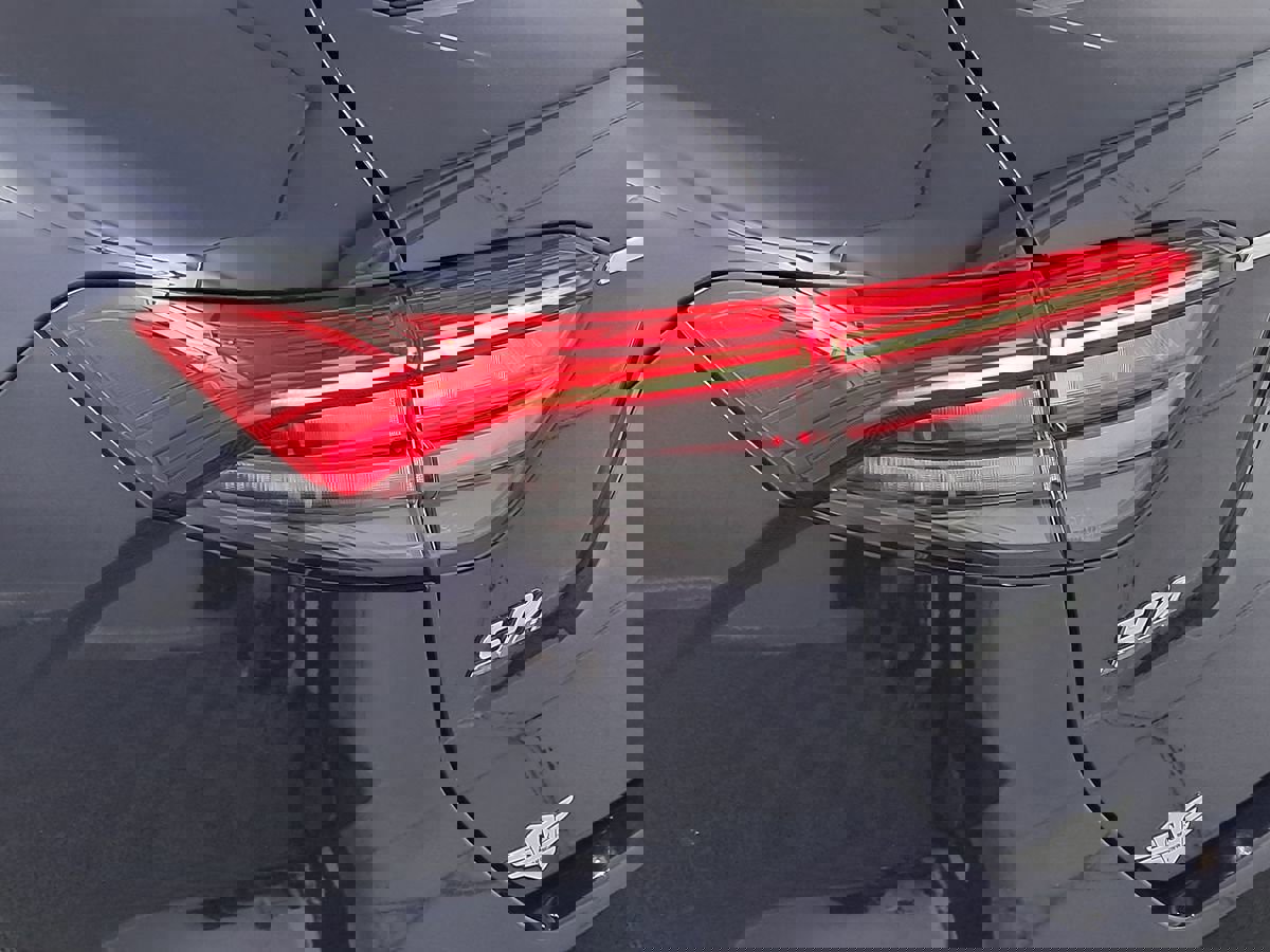 Used 2021 Maserati Levante S GranSport image 8