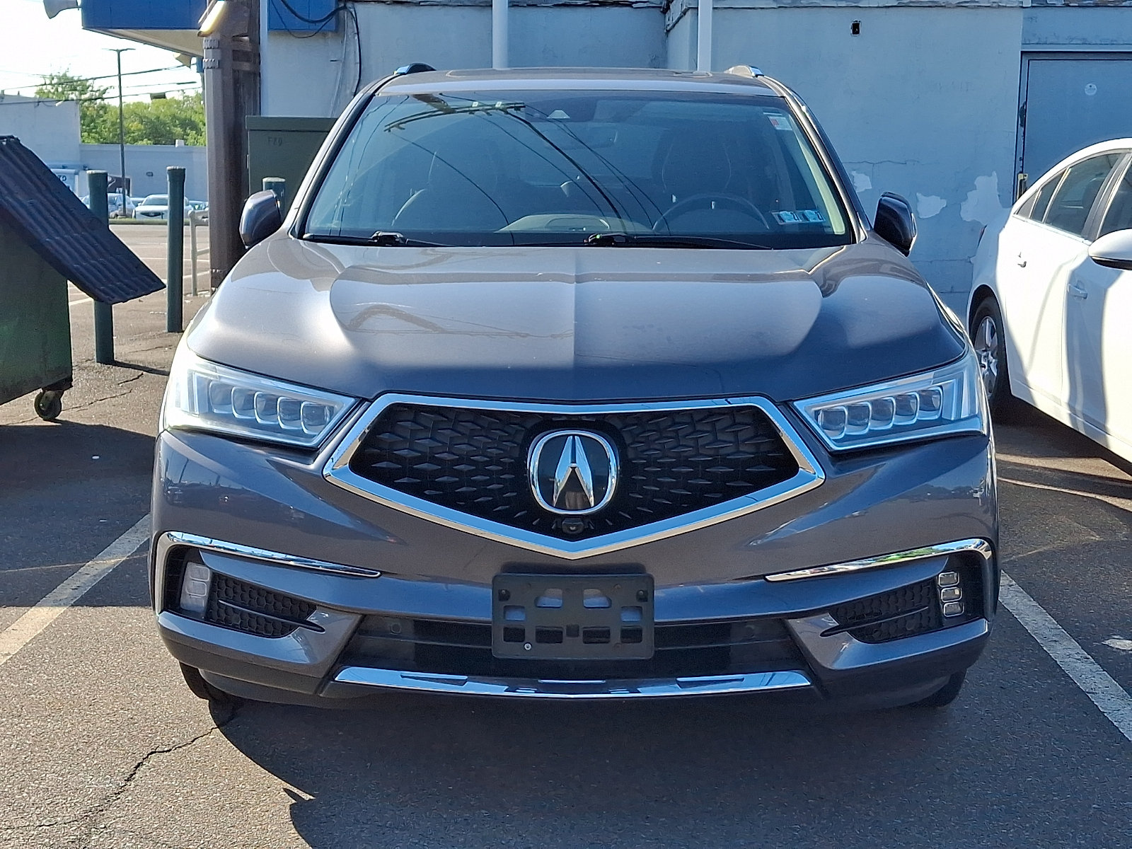 Used 2017 Acura MDX w/ Advance Package AWD/4WD image 2