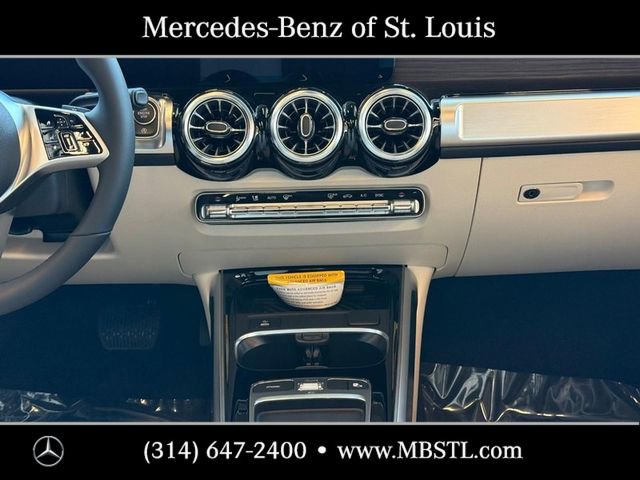 New 2026 Mercedes-Benz GLB 250 4MATIC image 10