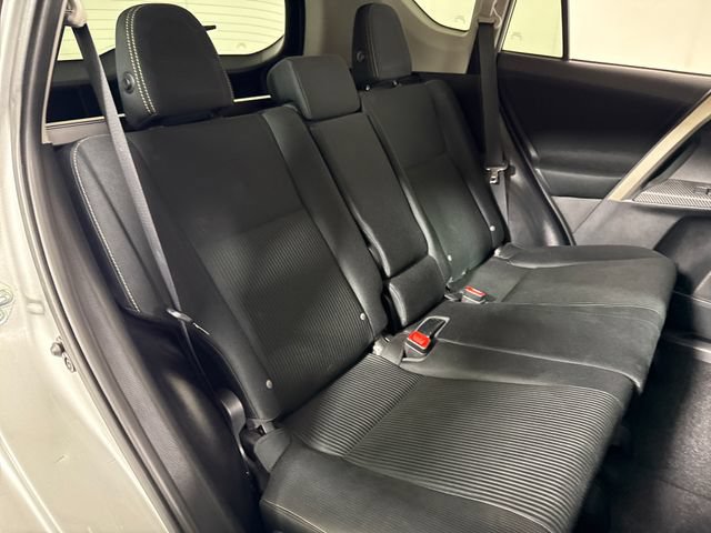 Used 2015 Toyota RAV4 XLE AWD/4WD image 16