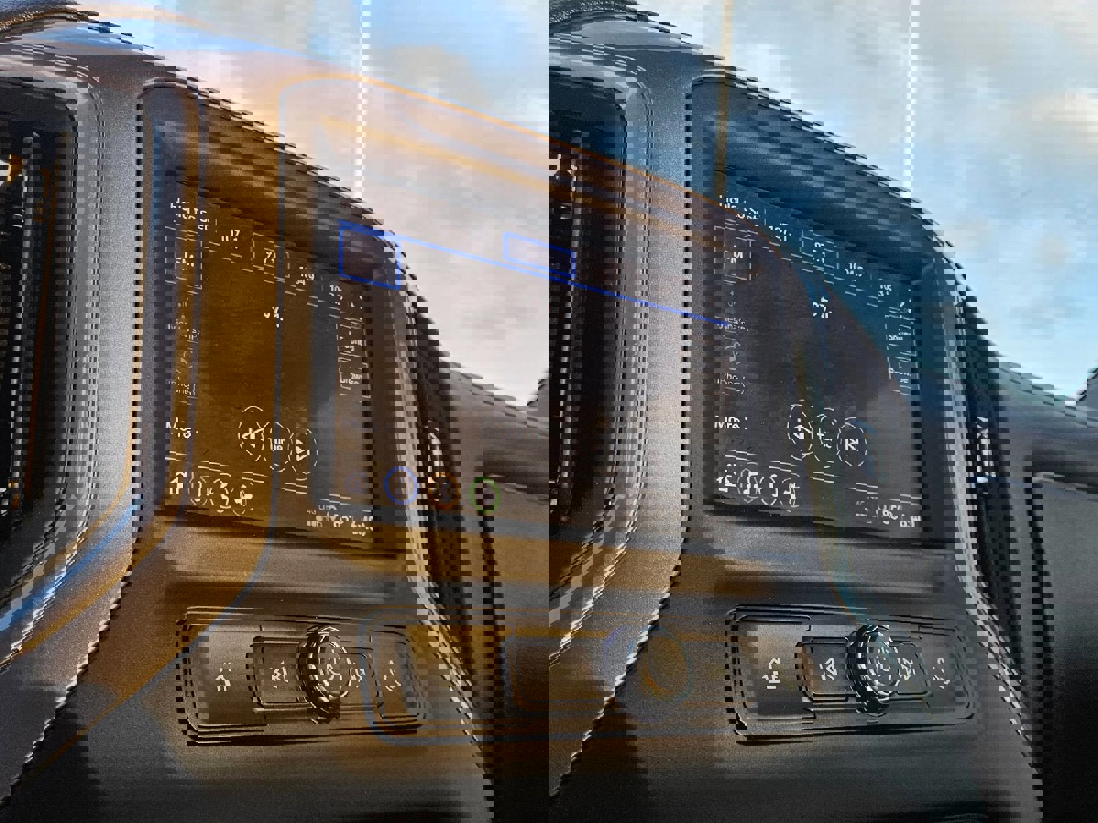 Used 2022 Chevrolet Silverado 1500 Custom RWD image 15